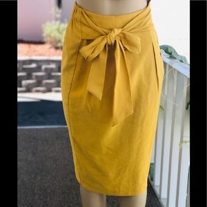 Ella L. Skirt mustard color